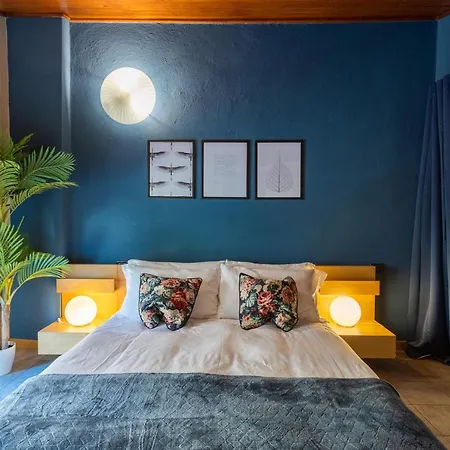 Apartment Blue Attic - Historical Center By Rent Como