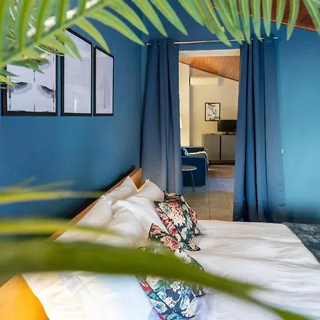 Blue Attic - Historical Center By Rent * Côme