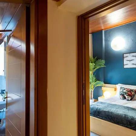 Blue Attic - Historical Center By Rent