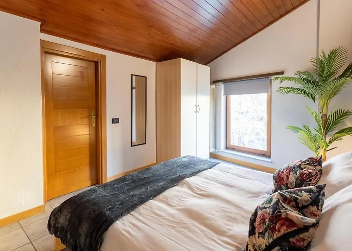 Apartamento Blue Attic Historical Como City Center