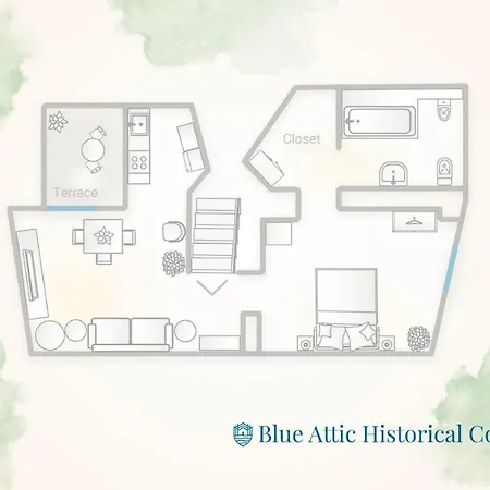 דירה Blue Attic Historical Center